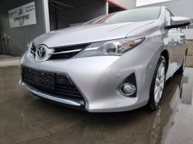     Toyota Auris 2.0D    
