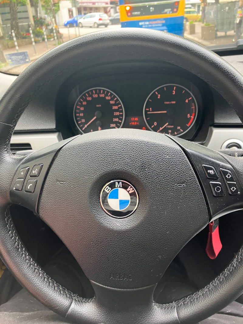 BMW 320 2.0D, снимка 6 - Автомобили и джипове - 45817676