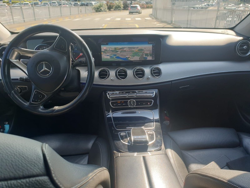 Mercedes-Benz E 350 9G-TRONIC / FULL LED / NAVI /КАМЕРА / КОЖА / ПЕЧКА, снимка 5 - Автомобили и джипове - 46400227