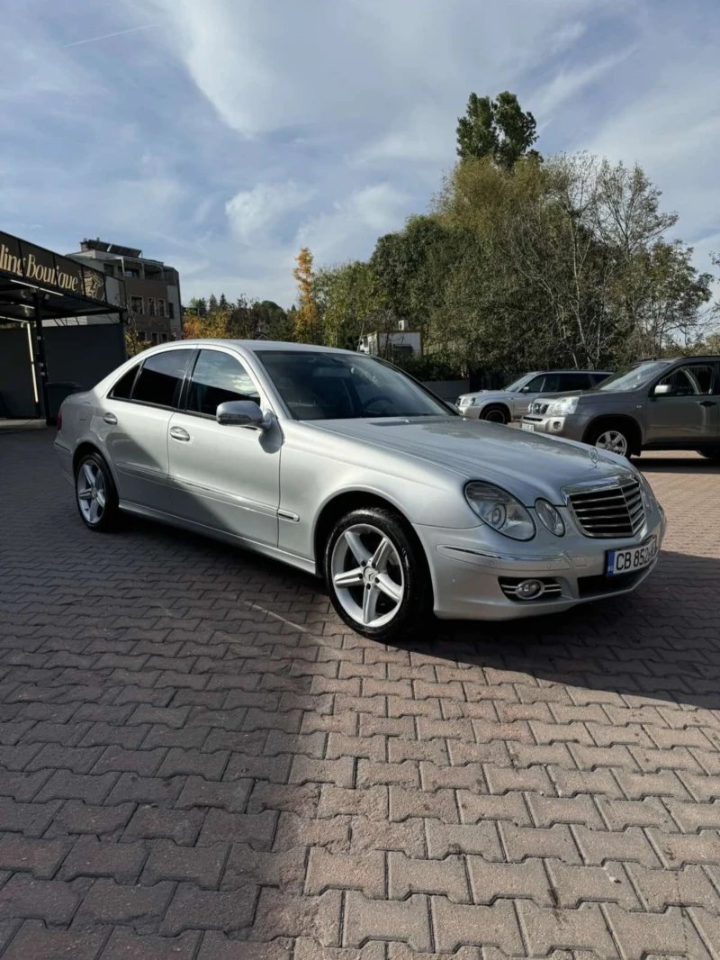 Mercedes-Benz E 320, снимка 1 - Автомобили и джипове - 47643369