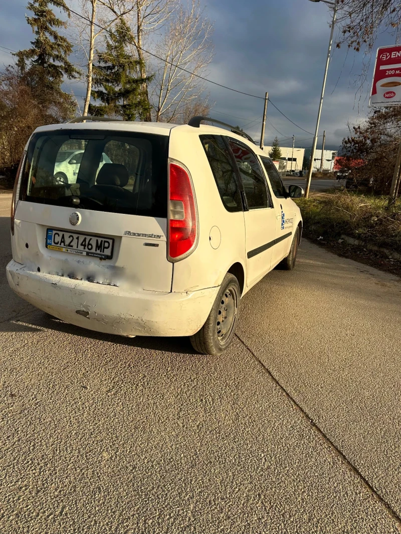 Skoda Roomster 1.4tdi, снимка 4 - Автомобили и джипове - 48349966