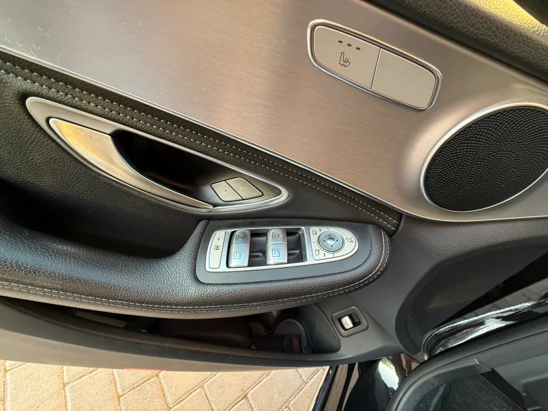 Mercedes-Benz C 220 * Avangarde* , снимка 13 - Автомобили и джипове - 52830101