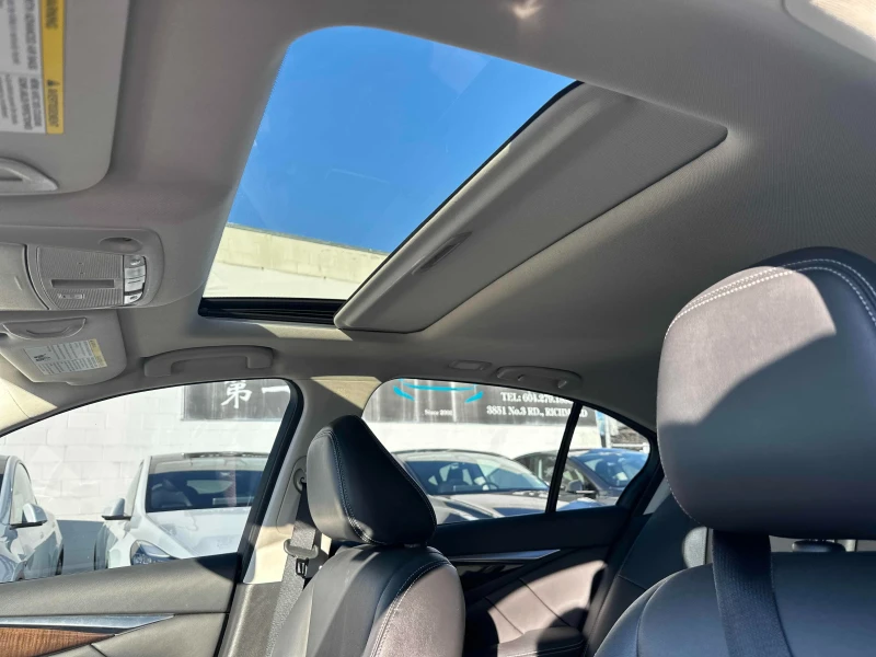 Infiniti Q50 3.0T * CARFAX* , снимка 12 - Автомобили и джипове - 53561929