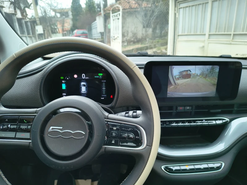 Fiat 500 La prima 42kw гаранция 2030г, снимка 11 - Автомобили и джипове - 53562659