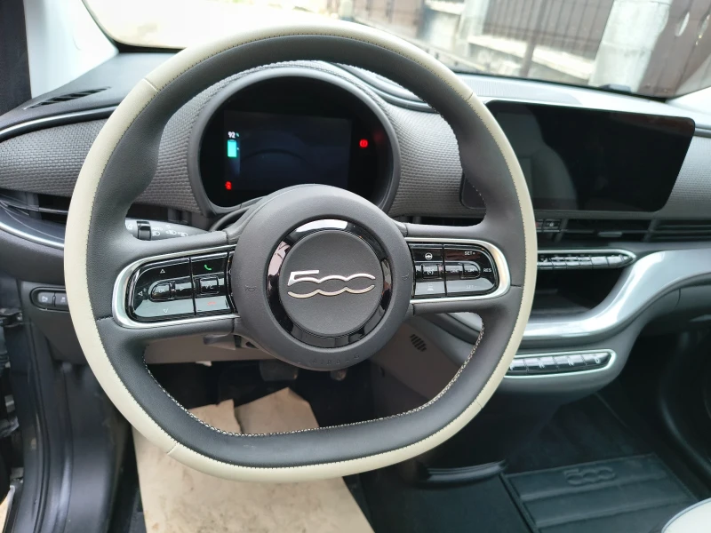 Fiat 500 La prima 42kw гаранция 2030г, снимка 12 - Автомобили и джипове - 53562659