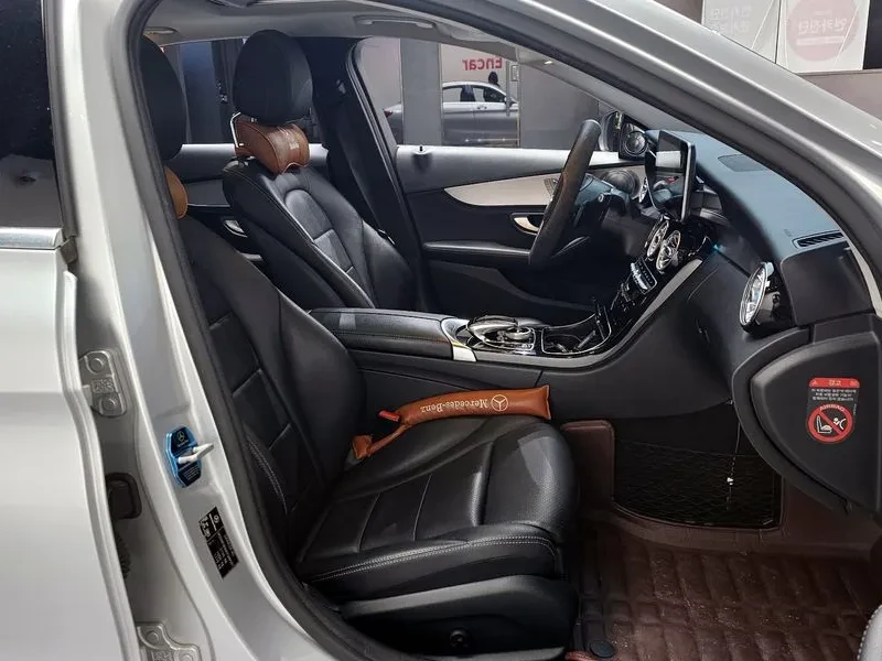 Mercedes-Benz C 180  - изображение 10