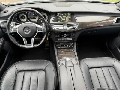 Mercedes-Benz CLS 350 3500, снимка 7 - Автомобили и джипове - 54176640
