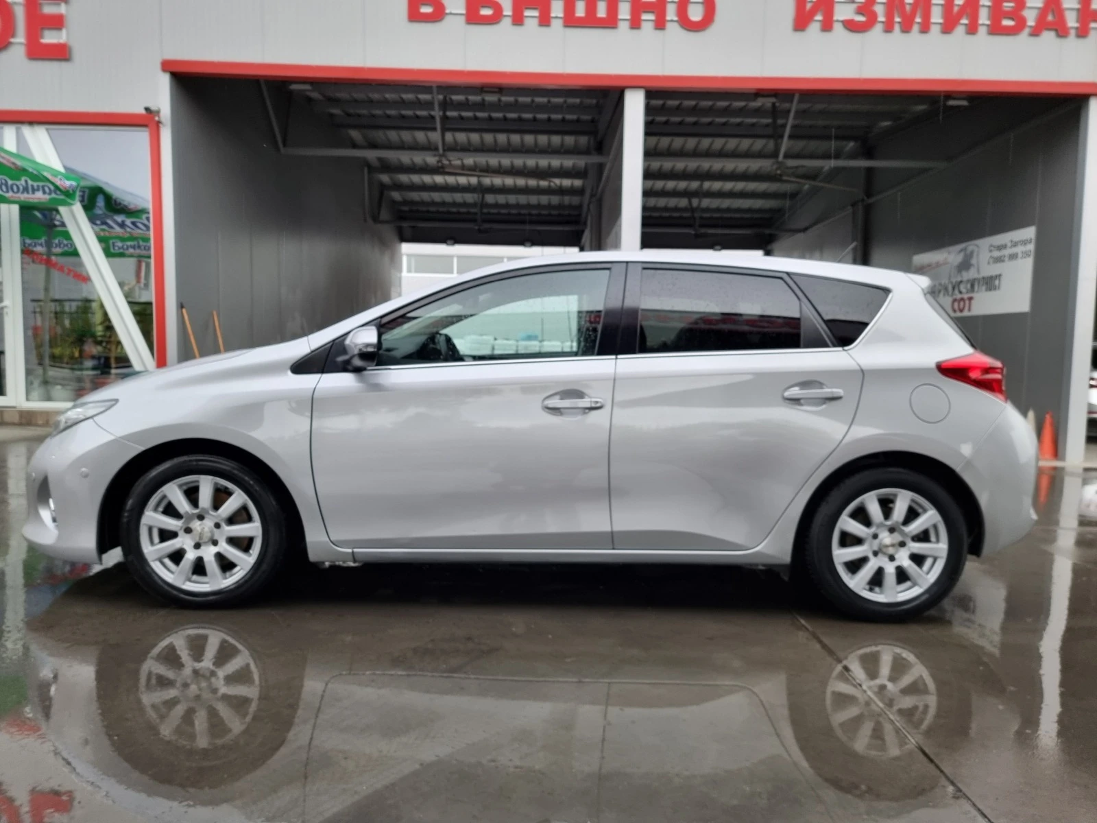 Toyota Auris 2.0D НАВИ КАМЕРА ПАРКТРОНИК ПАРКИРАНЕ - изображение 8