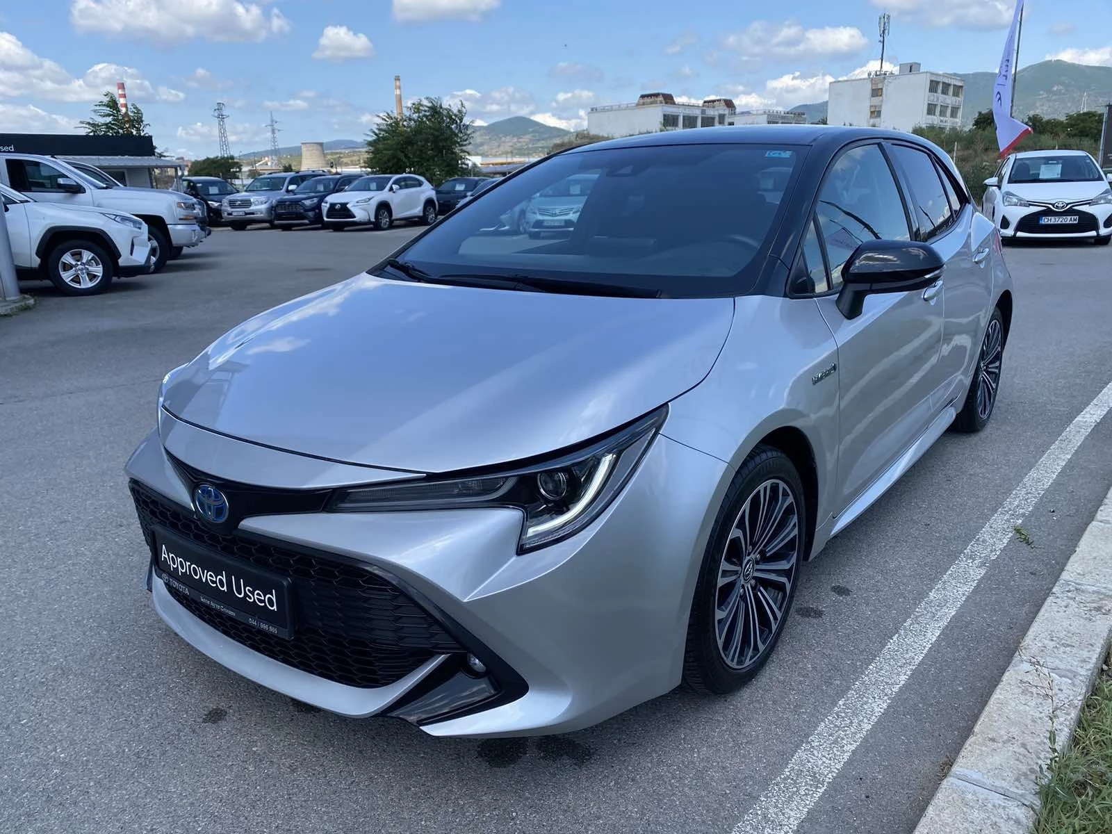 Toyota Corolla 2.0HSD BI-Tone - изображение 3