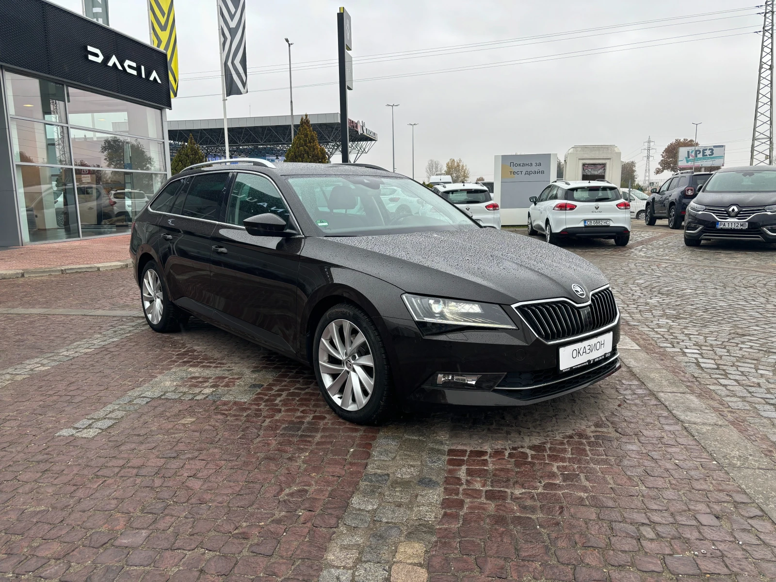 Skoda Superb 2000 куб. / 150 к.с. - изображение 4