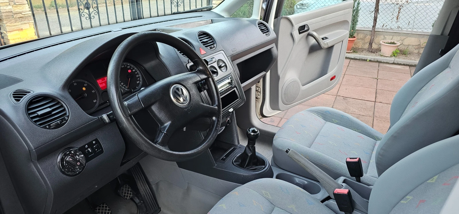 VW Caddy 2.0SDI !!! 99000 РЕАЛНИ КМ  - изображение 9