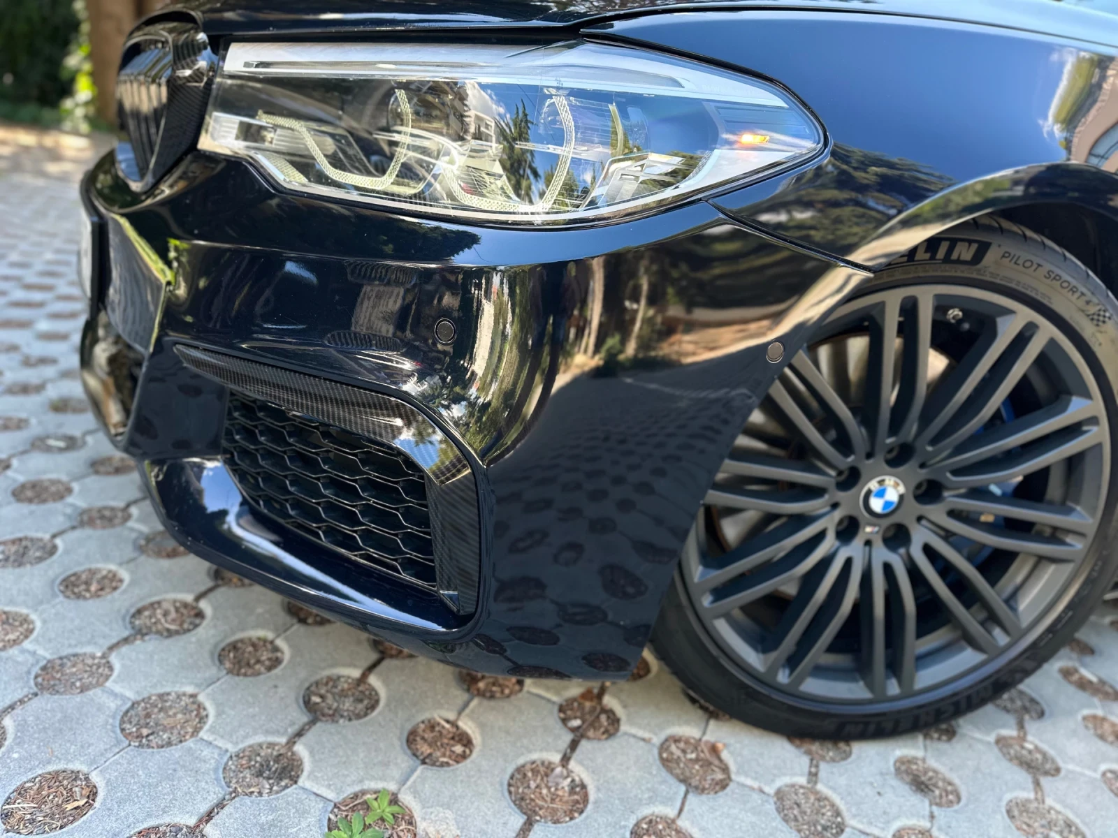 BMW 550 * M550i* VACUUM* CARBON SCHWARZ* XDRIVE - изображение 8
