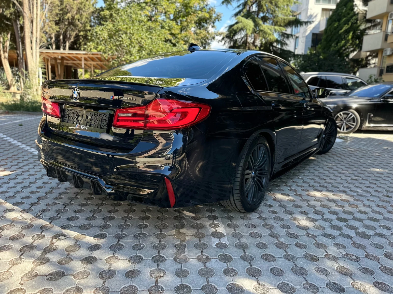 BMW 550 * M550i* VACUUM* CARBON SCHWARZ* XDRIVE - изображение 7
