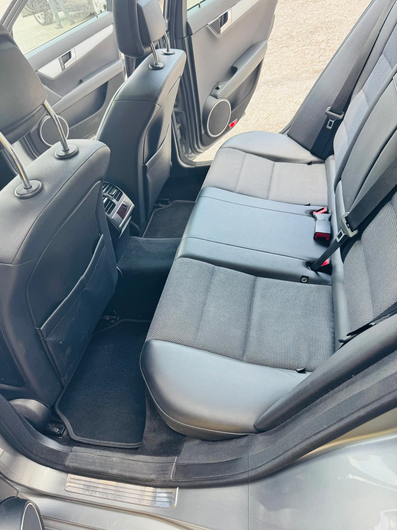 Mercedes-Benz C 320 | Mobile.bg — изображение 8