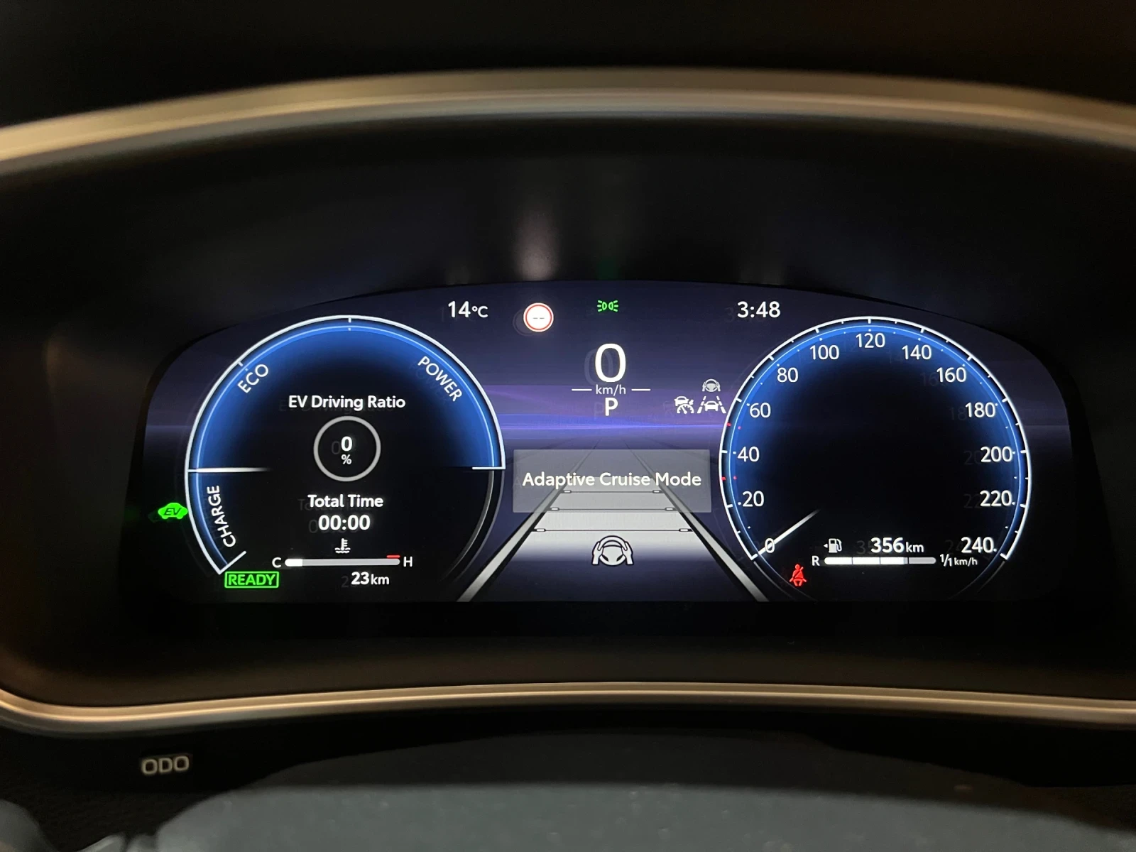 Toyota Corolla Cross Executive Plus - изображение 7