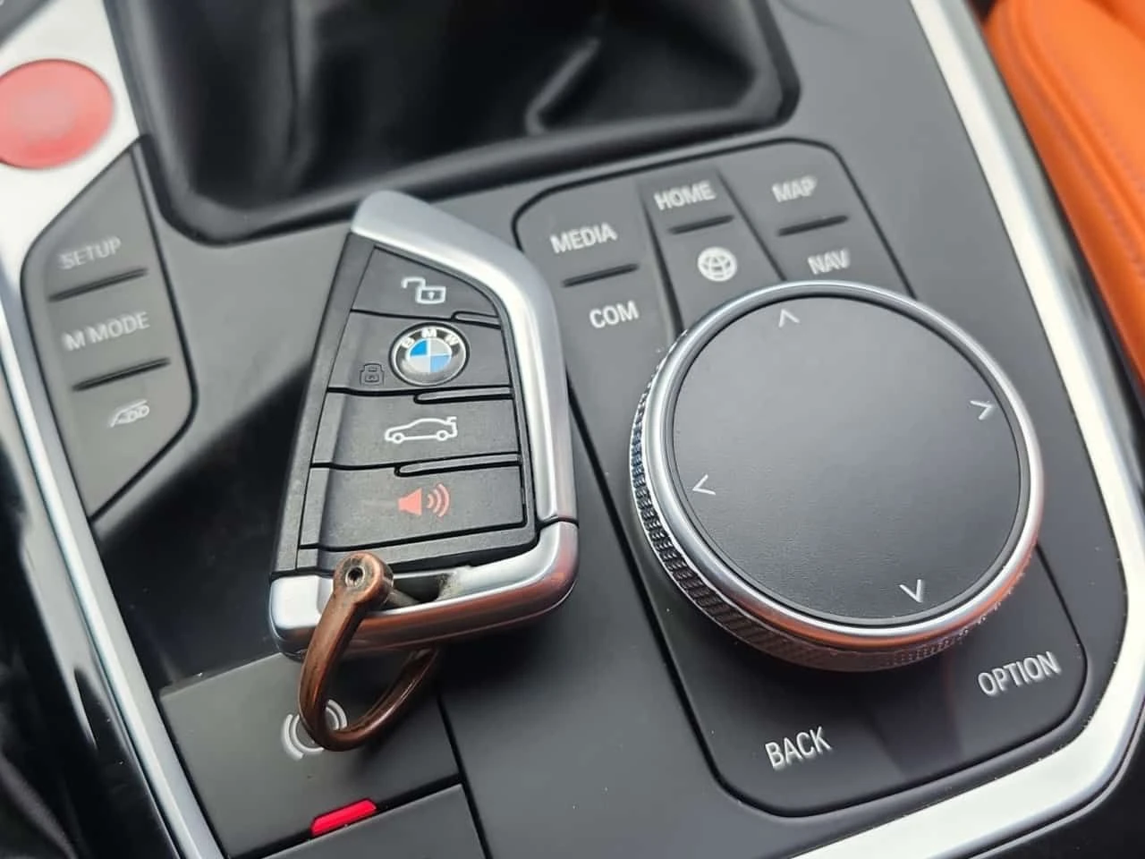 BMW M3  * CARFAX * CARBON * HARMAN KARDON * LASER * 360 - изображение 8