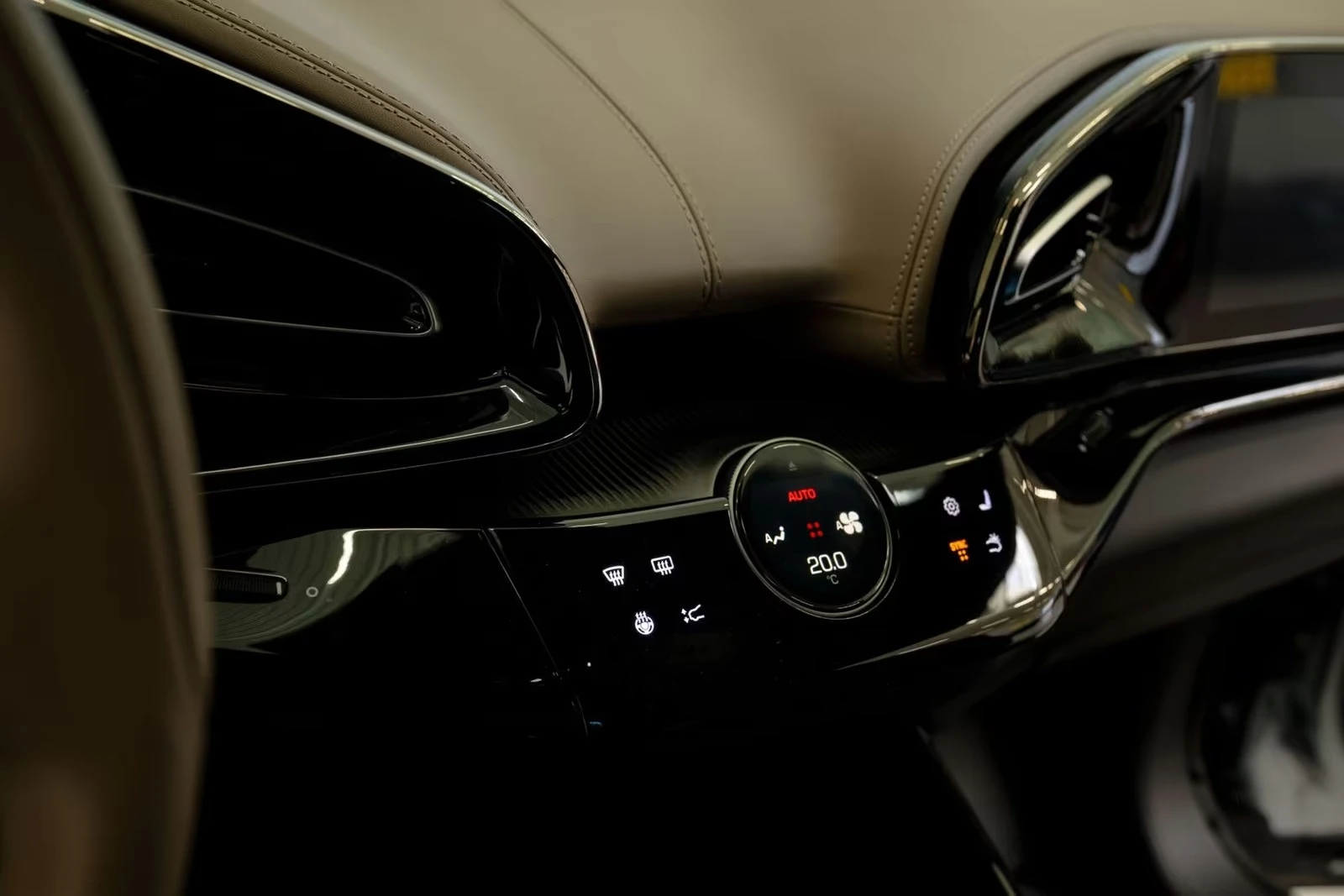 Ferrari Purosangue 6.5 V12 / AIR / MATRIX / PANO / BURM / 360 /  | Mobile.bg � ����������� 11