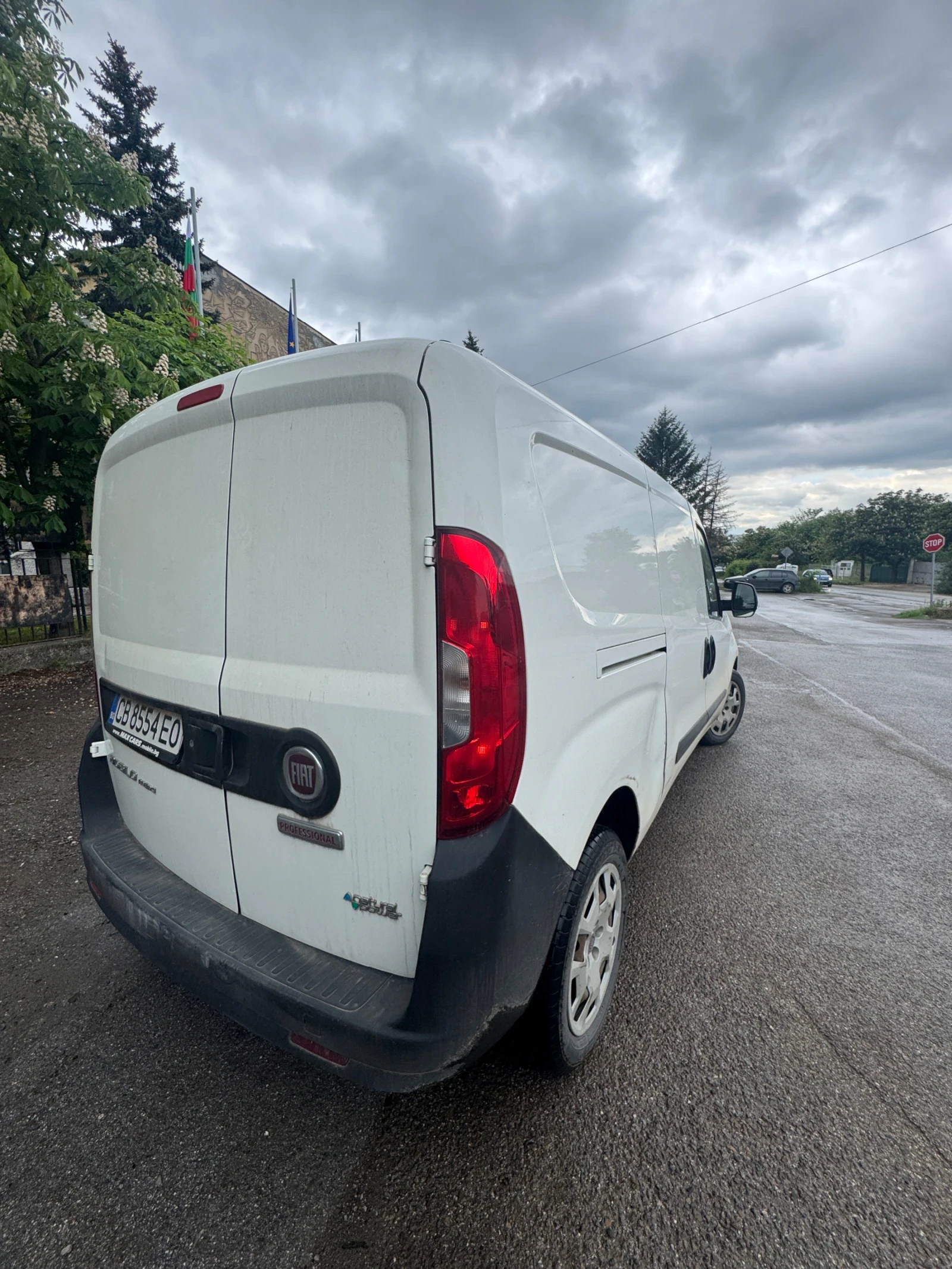 Fiat Doblo 1.4i МЕТАН, снимка 4 - Автомобили и джипове - 54663256