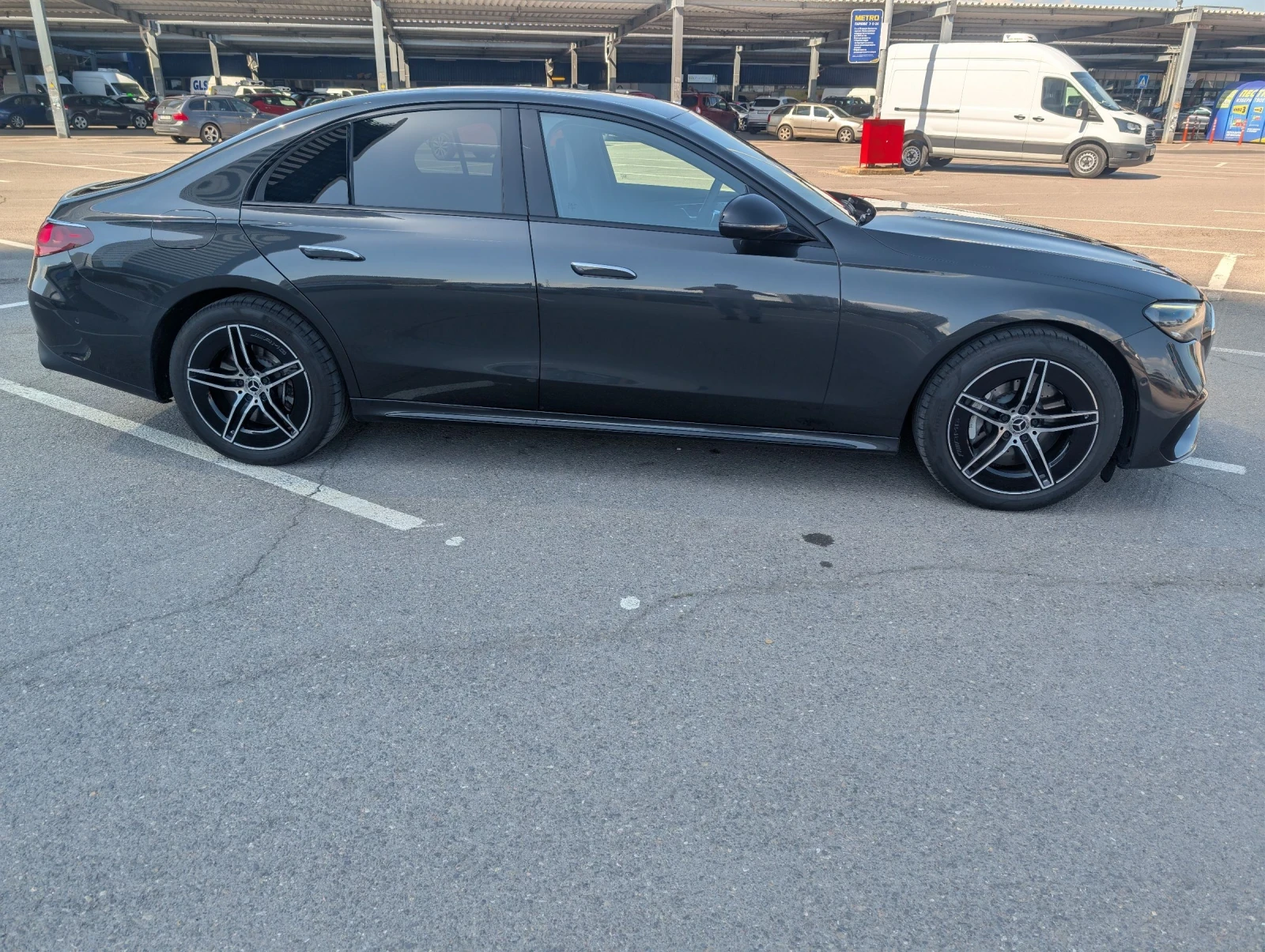 Mercedes-Benz E 300 AMG-line Гаранция до 15.05.2028, снимка 9 - Автомобили и джипове - 54664913