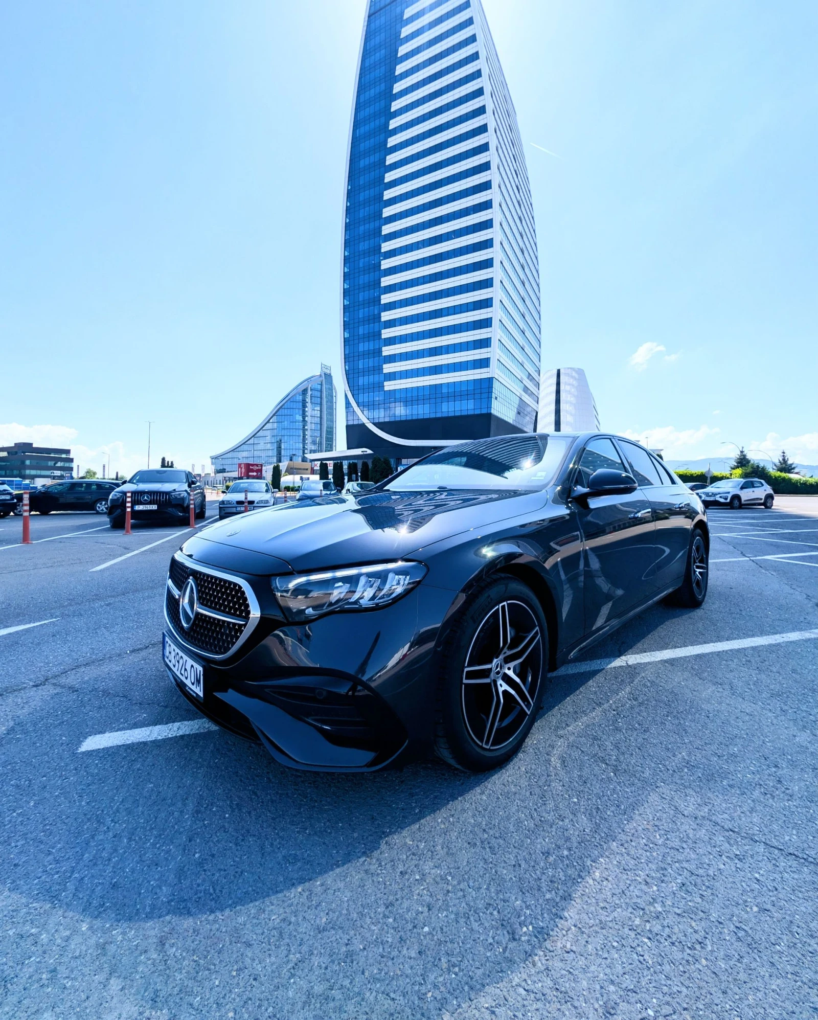 Mercedes-Benz E 300 AMG-line Гаранция до 15.05.2028