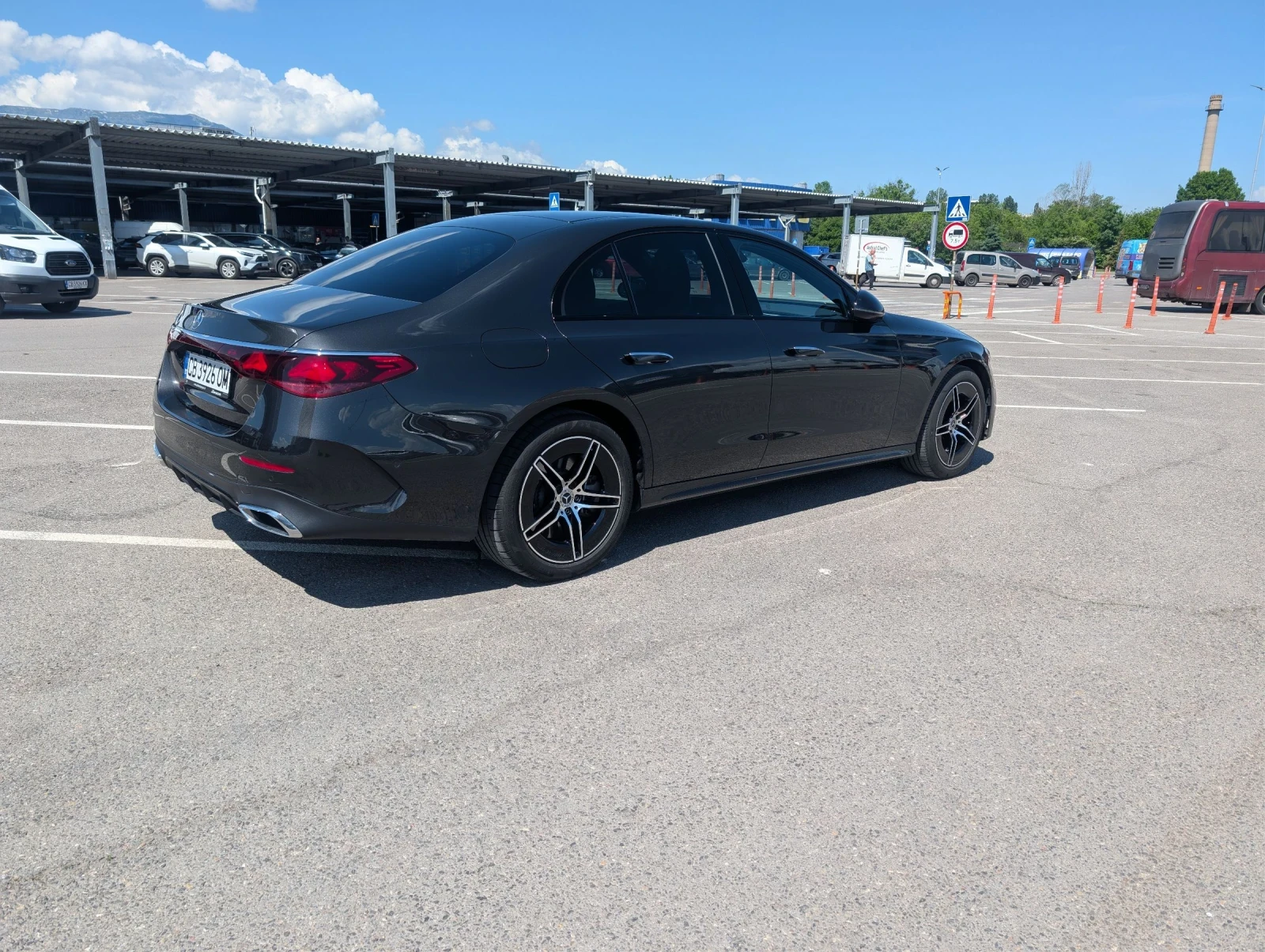 Mercedes-Benz E 300 AMG-line Гаранция до 15.05.2028, снимка 5 - Автомобили и джипове - 54664913