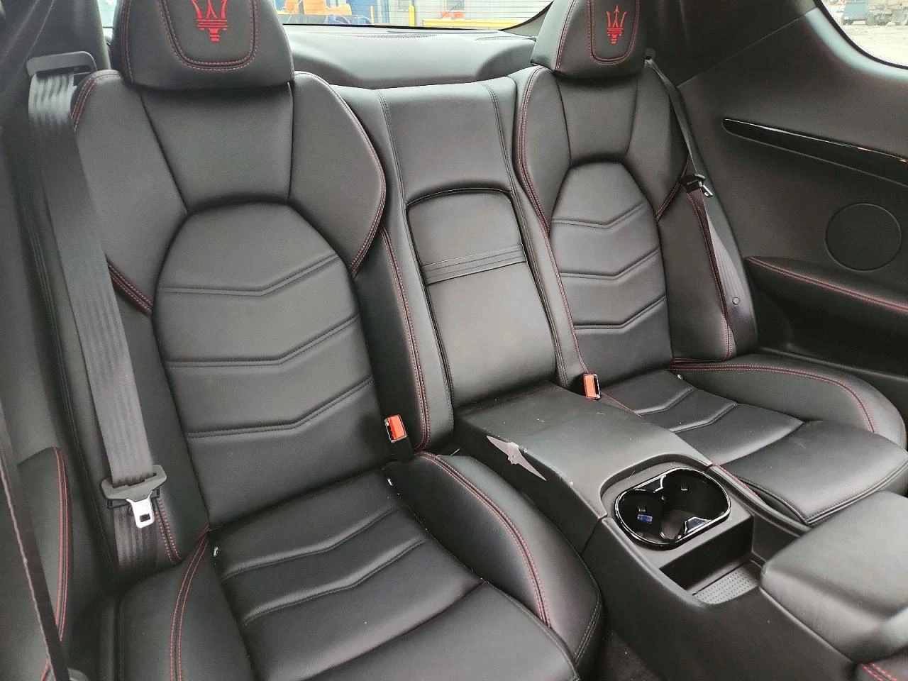 Maserati GranTurismo 4.7l S, снимка 10 - Автомобили и джипове - 54951392
