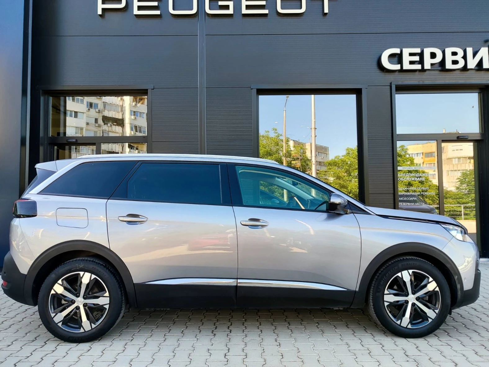 Peugeot 5008 1.5 BlueHdi (130hp) AT8, снимка 4 - Автомобили и джипове - 54966236
