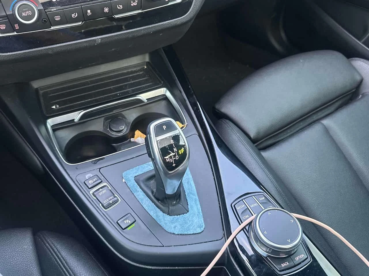 BMW 230 М ПАКЕТ/230i xDrive/ПОДГРЕВ/ПАМЕТ/ШИБЕДАХ/ПОДГРЕВ/, снимка 13 - Автомобили и джипове - 55041044