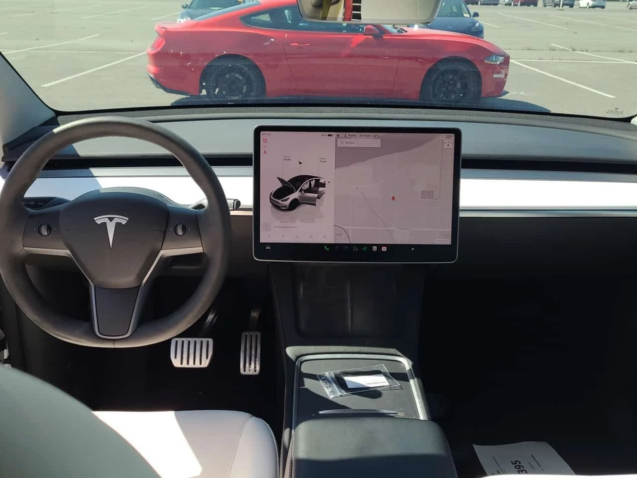 Tesla Model Y PERFORMANCE| PANO| ПОДГРЕВИ| АВТОПИЛОТ| , снимка 8 - Автомобили и джипове - 55325373