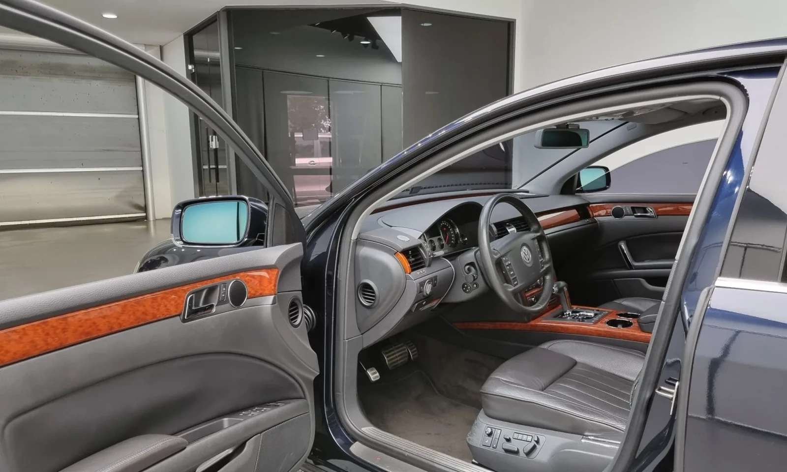 VW Phaeton 90k KM !!!, снимка 9 - Автомобили и джипове - 55843478