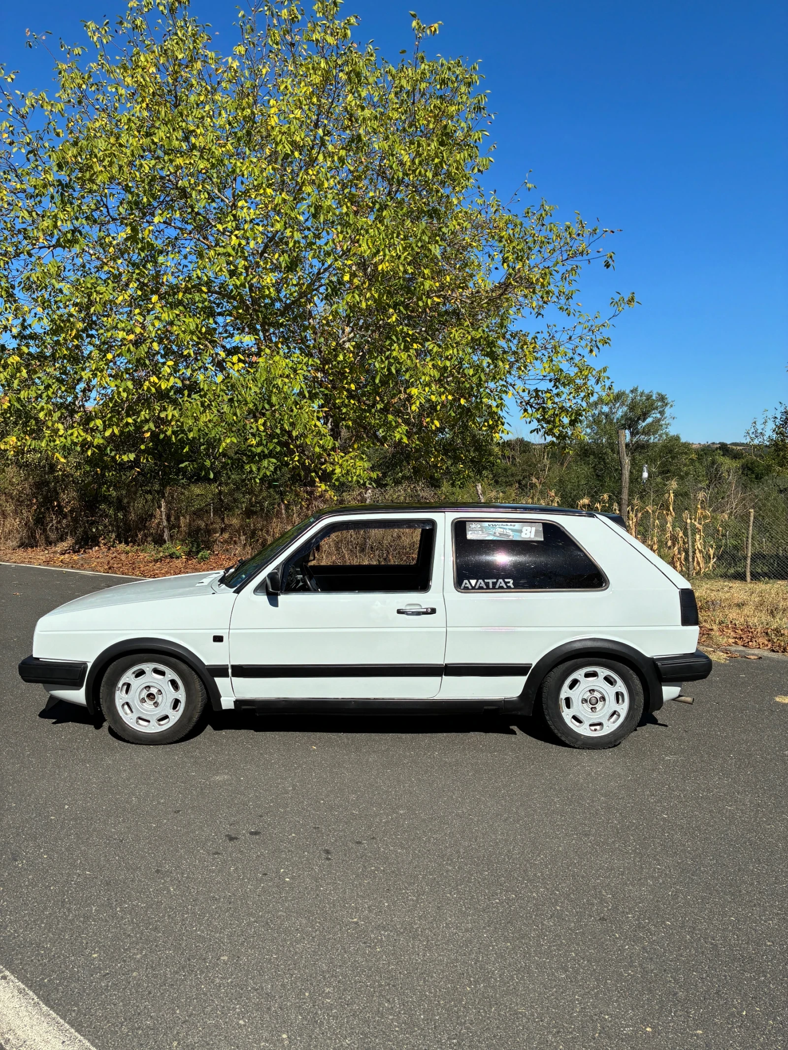 VW Golf 1.8 моно + газ, снимка 4 - Автомобили и джипове - 55961530