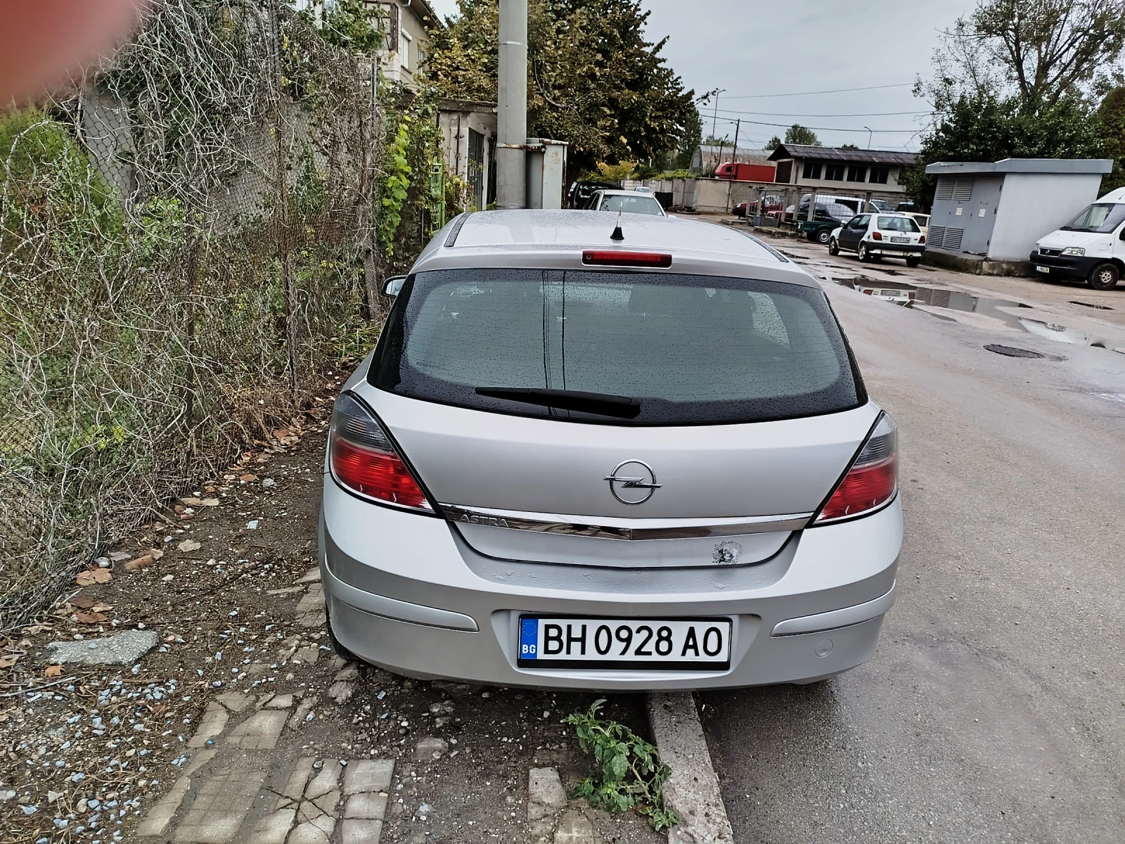 Opel Astra Н, снимка 4 - Автомобили и джипове - 56351531