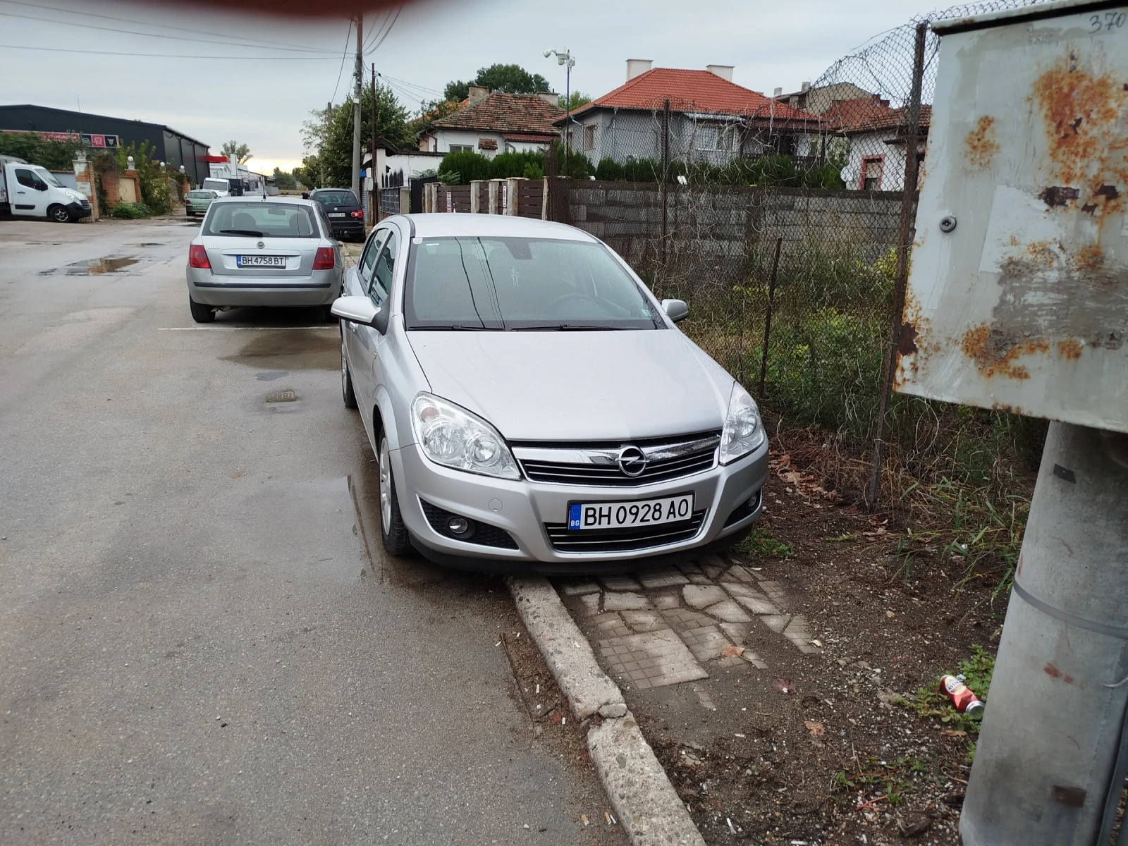 Opel Astra Н, снимка 2 - Автомобили и джипове - 56351531