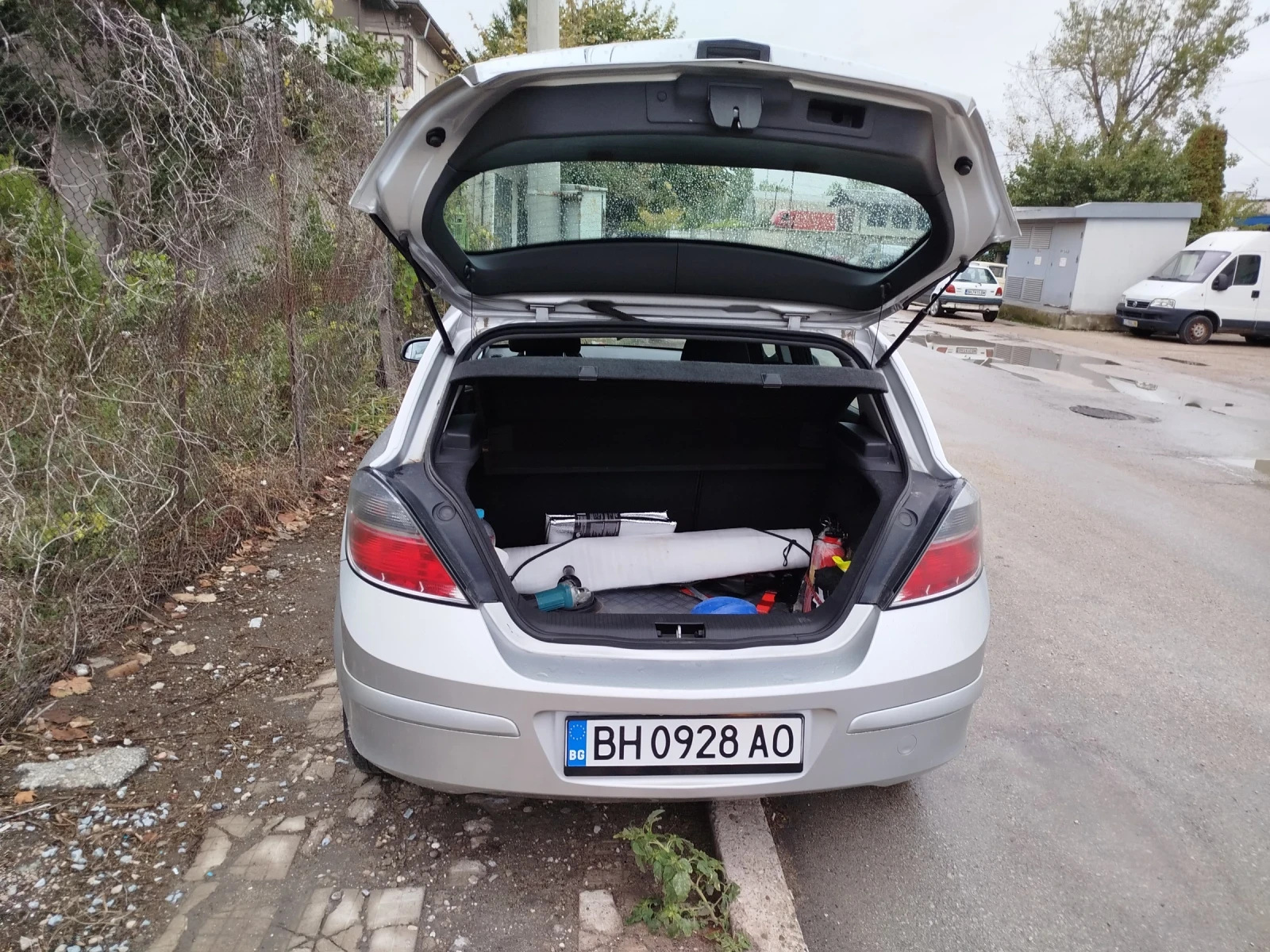 Opel Astra Н, снимка 5 - Автомобили и джипове - 56351531
