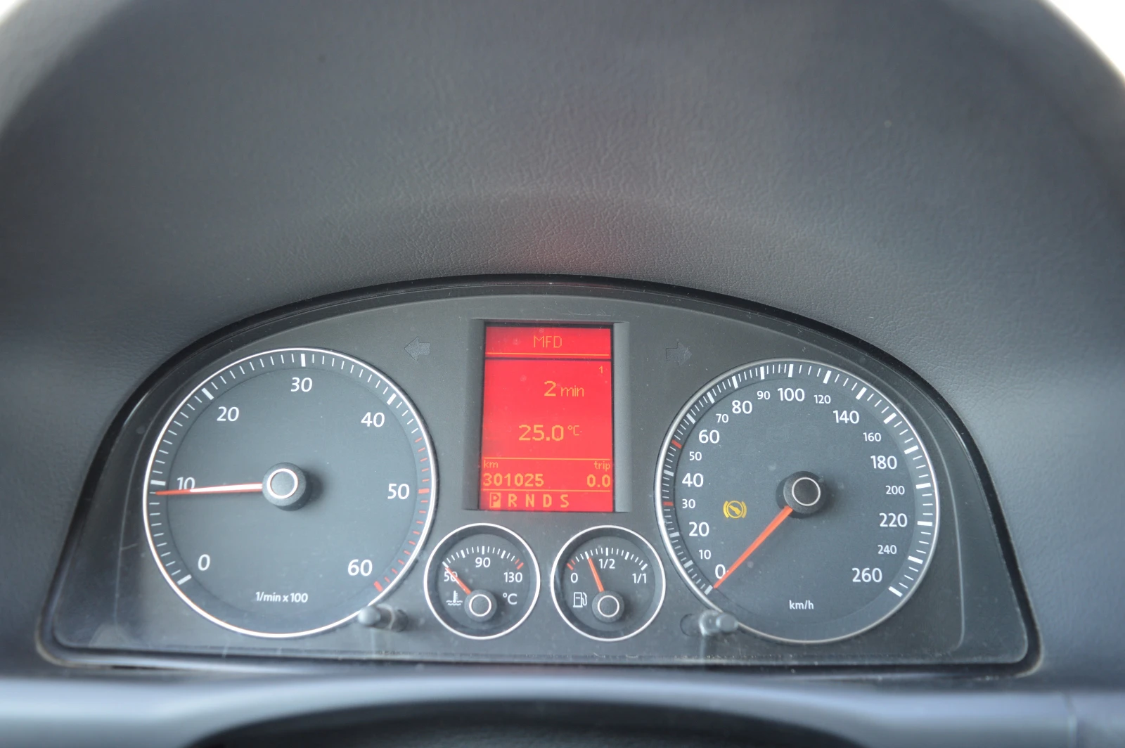 VW Touran 2.0TDI-DSG-7MESTEN-FULL EKSTRI | Mobile.bg � ����������� 11
