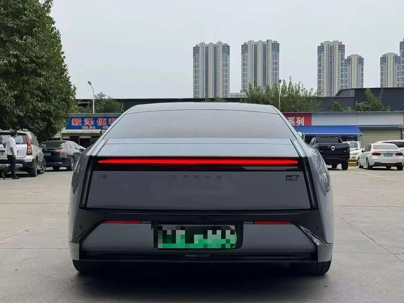 Xpeng P7, снимка 8 - Автомобили и джипове - 56723990