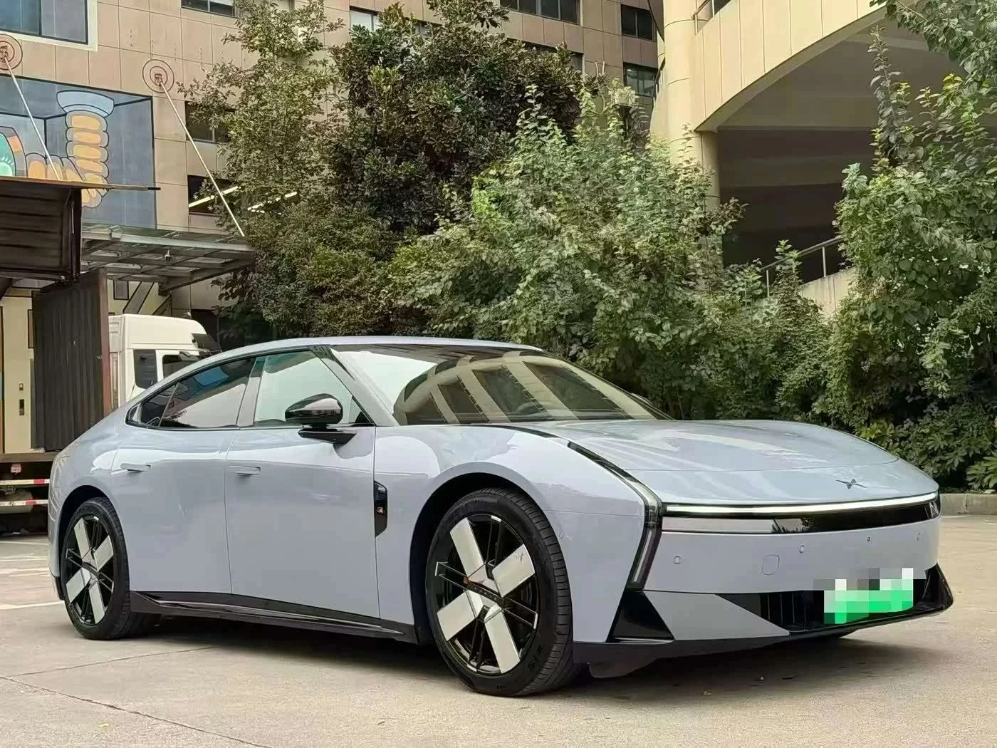 Xpeng P7, снимка 3 - Автомобили и джипове - 56723990