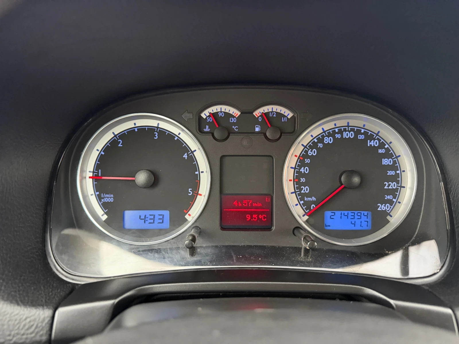 VW Golf 1.9TDI-90PS-КЛИМАТРОНИК , снимка 13 - Автомобили и джипове - 56739036