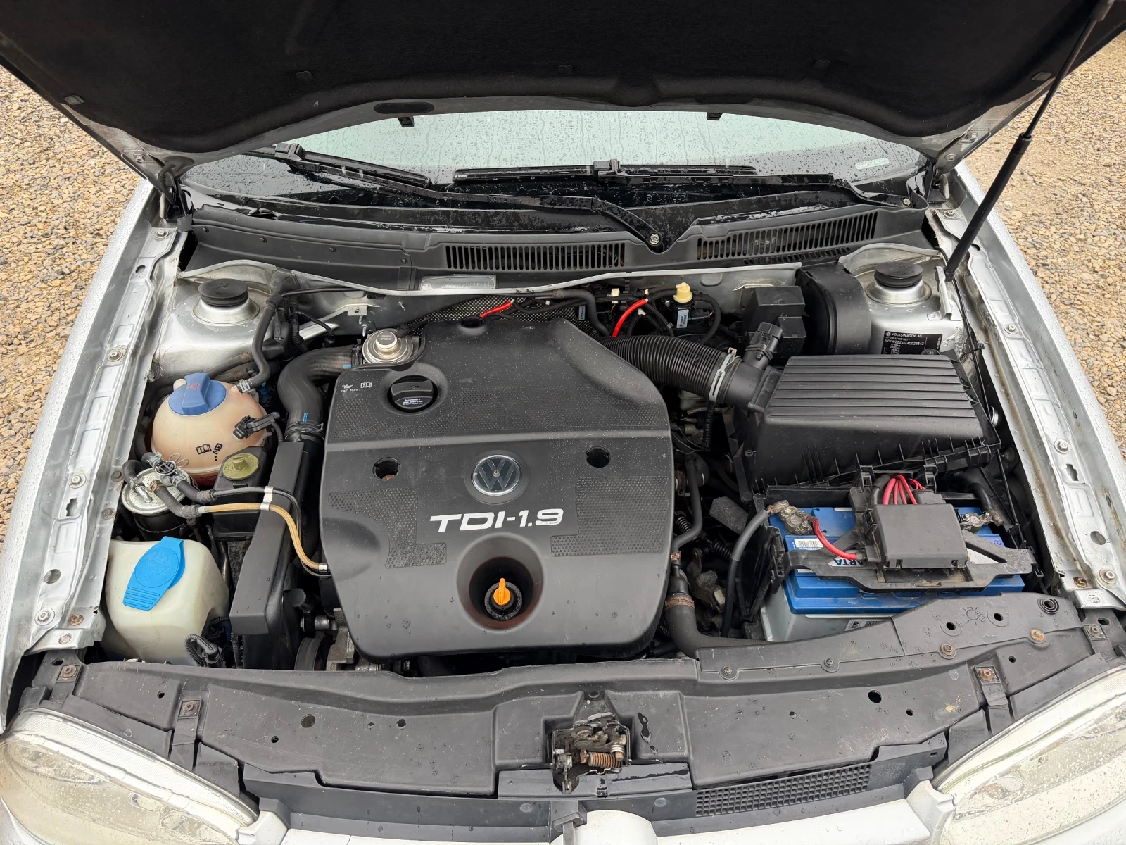VW Golf 1.9TDI-90PS-КЛИМАТРОНИК , снимка 14 - Автомобили и джипове - 56739036