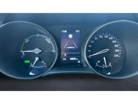 Toyota C-HR    470 . | Mobile.bg    14
