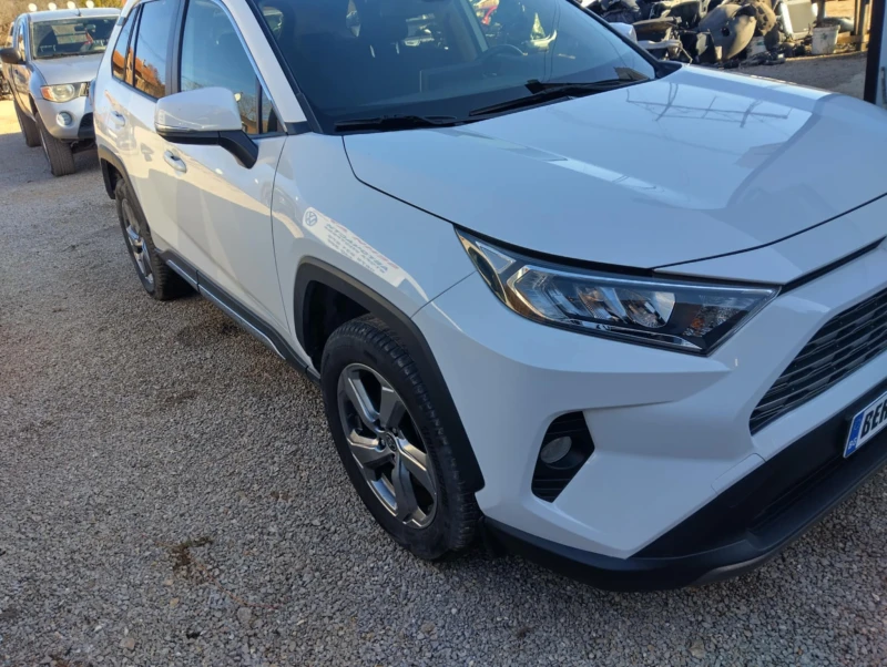 Toyota Rav4 2.5 hybrid, снимка 7 - Автомобили и джипове - 49470569