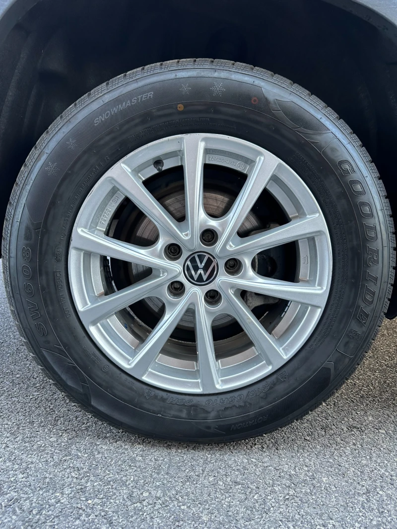 VW Tiguan 2.0 TDI 4 MOTION НОВ ВНОС, снимка 15 - Автомобили и джипове - 51060425