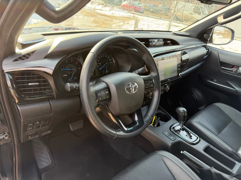 Toyota Hilux 2.8D4d 204к.с Гаранция Luxury JBL 4x4, снимка 7 - Автомобили и джипове - 53361148