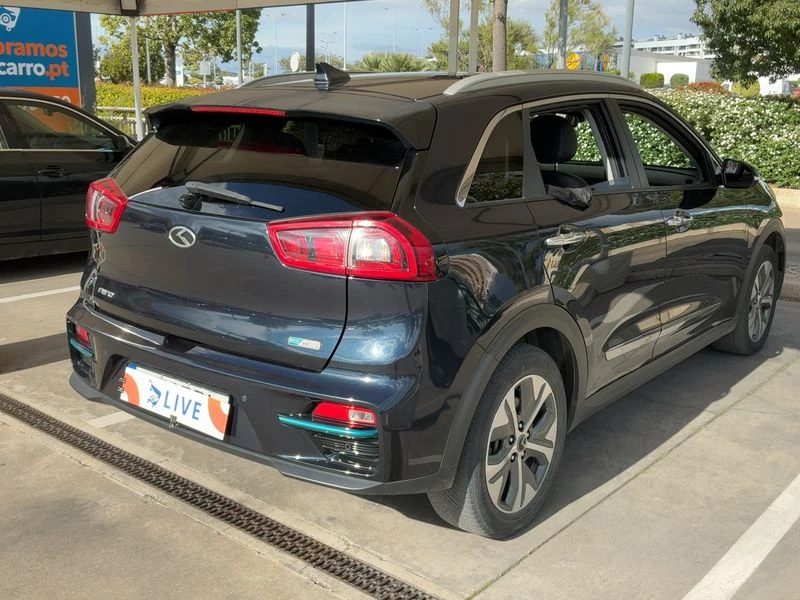 Kia Niro electric drive 150 kW Premium, снимка 2 - Автомобили и джипове - 54339905