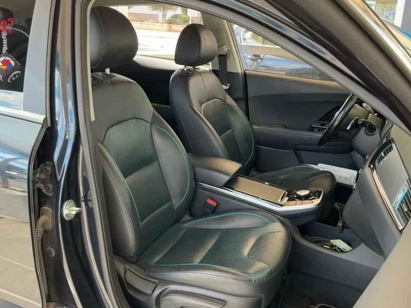 Kia Niro electric drive 150 kW Premium, снимка 11 - Автомобили и джипове - 54339905
