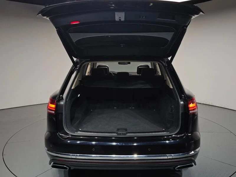 VW Touareg 3.0 TDI Prestige, снимка 16 - Автомобили и джипове - 56087515