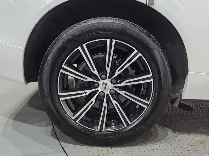 Volvo XC60 T6 Inscription| 320к.с., снимка 5 - Автомобили и джипове - 56210166