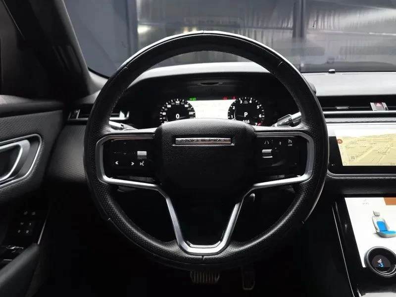 Land Rover Range Rover Velar, снимка 13 - Автомобили и джипове - 56690357