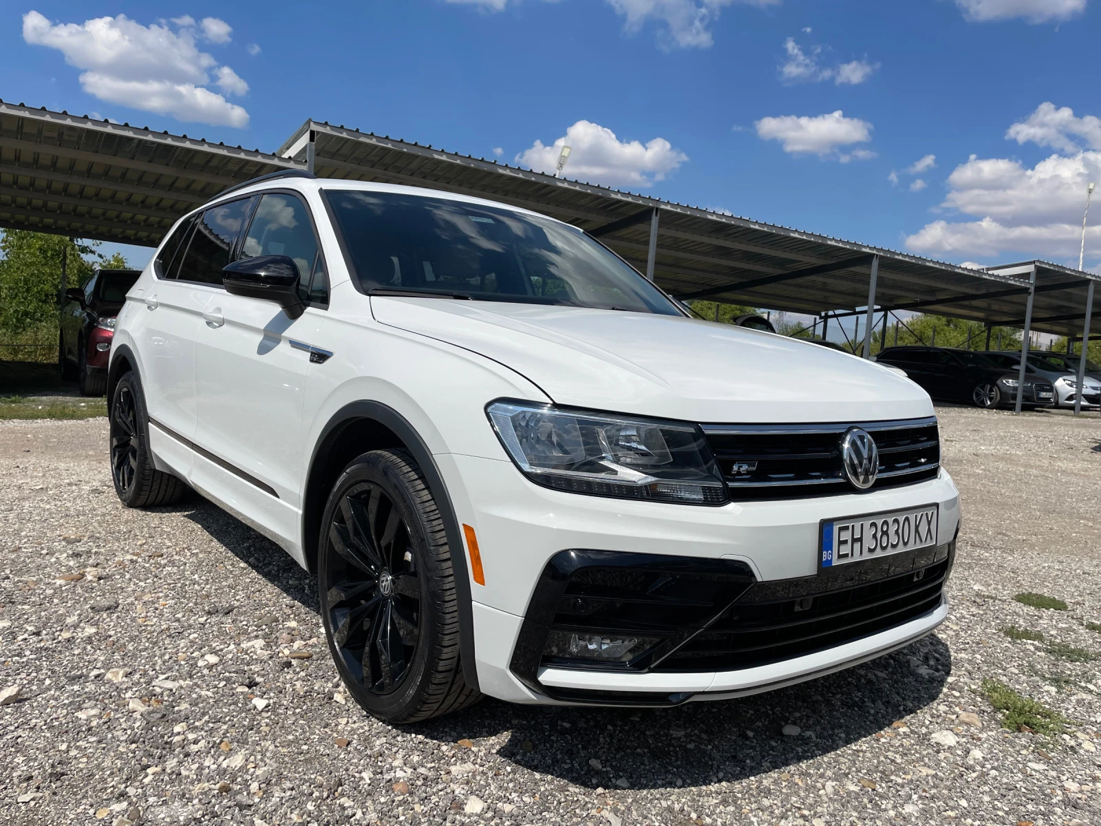 VW Tiguan R-Line - изображение 7