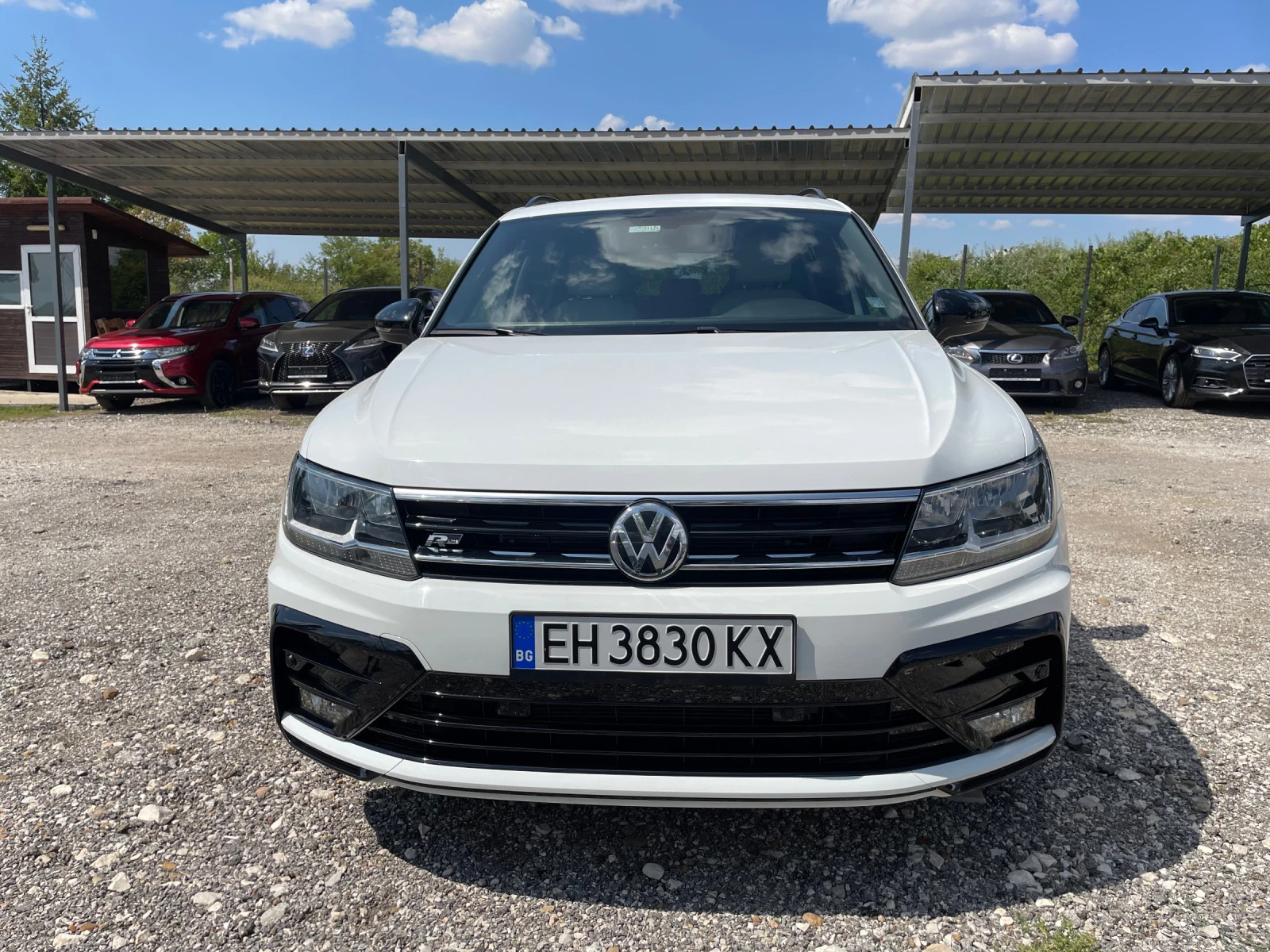 VW Tiguan R-Line - изображение 8